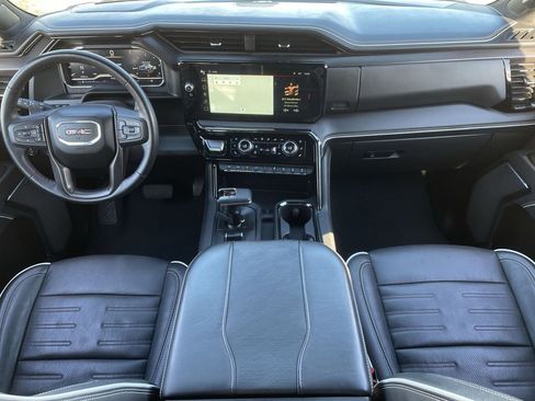 Used 2024 GMC Sierra 1500 AT4X image 21