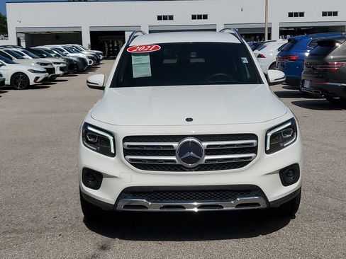 Used 2021 Mercedes-Benz GLB 250 4MATIC image 9