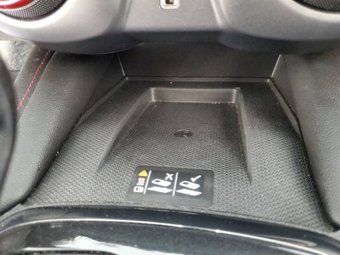 Used 2021 Chevrolet Blazer RS w/ Enhanced Convenience Package FWD image 19