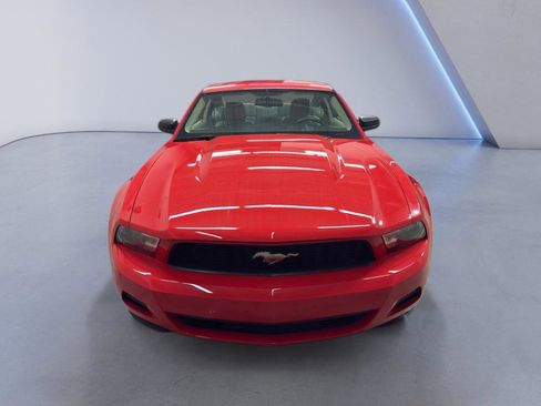Used 2010 Ford Mustang Premium image 2
