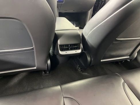 Used 2023 Tesla Model 3 Standard Range RWD image 32