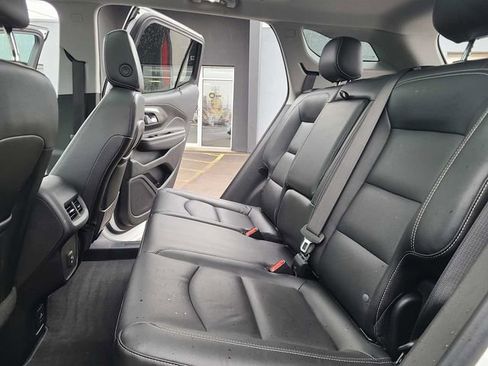 Used 2022 GMC Terrain SLT w/ Infotainment Package II image 23