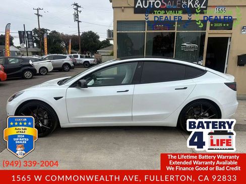 Used 2022 Tesla Model 3 Long Range AWD/4WD image 8