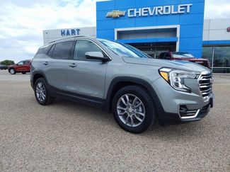 Used 2024 GMC Terrain SLT image 1