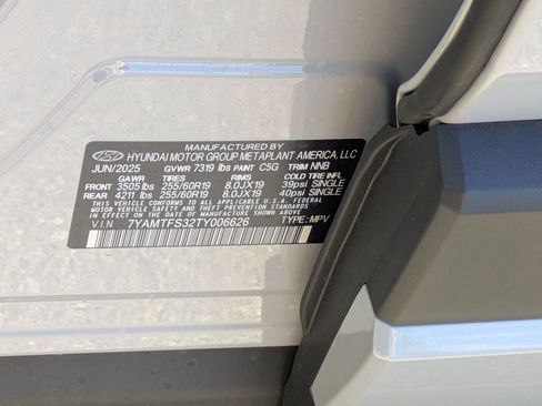New 2026 Hyundai Ioniq 9 SE AWD/4WD image 33