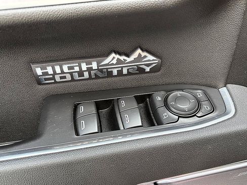 Used 2026 Chevrolet Silverado 1500 High Country w/ High Country Premium Package AWD/4WD image 17