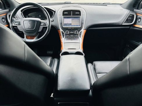 Used 2019 Lincoln Nautilus Reserve w/ Driver Assistance Package image 30