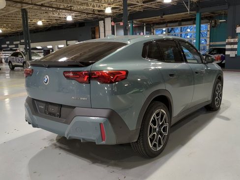 Used 2025 BMW X2 xDrive28i w/ Technology Package image 7