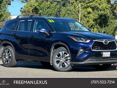 Used 2021 Toyota Highlander XLE