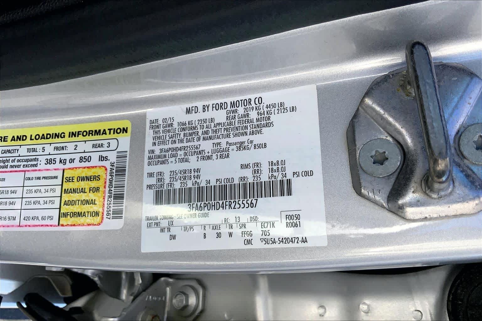 Used 2015 Ford Fusion SE FWD image 35