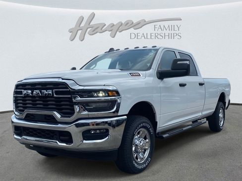 New 2025 RAM 2500 Tradesman image 23