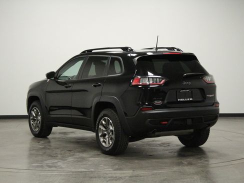 Used 2022 Jeep Cherokee Trailhawk w/ Premium Leather Package AWD/4WD image 6