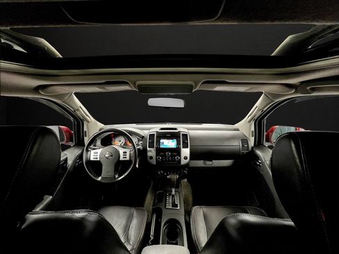 Used 2016 Nissan Frontier PRO-4X w/ Pro-4x Luxury Package image 19