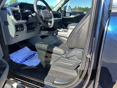 Used 2024 Ford F250 XLT w/ FX4 Off-Road Package AWD/4WD image 14