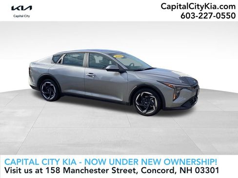 Used 2025 Kia K4 EX image 1