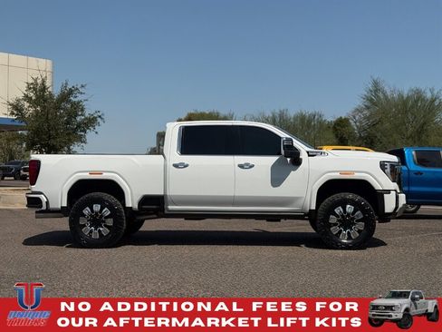Used 2024 GMC Sierra 2500 Denali w/ Denali Reserve Package AWD/4WD image 5