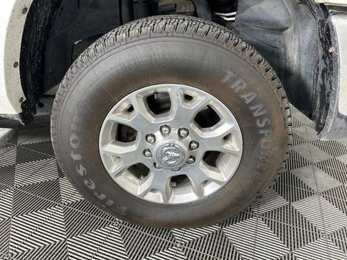 Used 2022 RAM 3500 Laramie AWD/4WD image 8