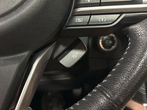 Used 2019 Subaru Forester Touring AWD/4WD image 26