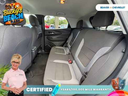 Used 2025 Chevrolet TrailBlazer LT AWD/4WD image 14