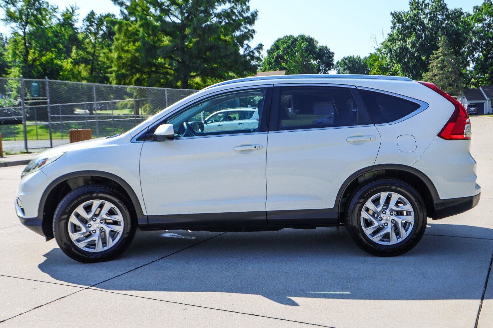 Used 2016 Honda CR-V EX-L image 4