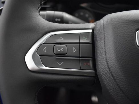 New 2026 Jeep Compass Latitude AWD/4WD image 15