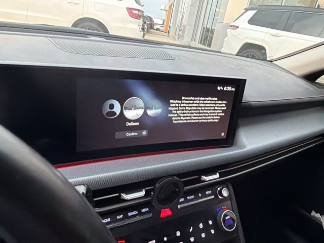 Used 2025 Hyundai Sonata Limited FWD image 12