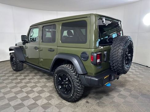 Used 2023 Jeep Wrangler Unlimited w/ Sun & Screen Package image 5