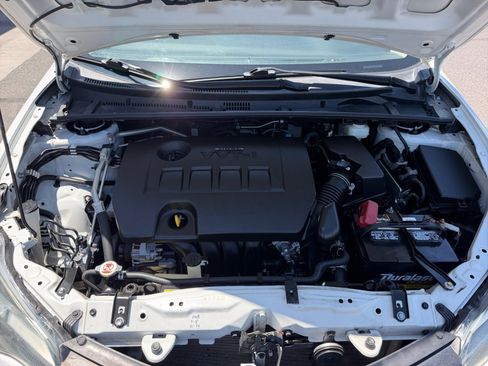Used 2019 Toyota Corolla LE FWD image 21