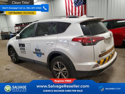 Used 2018 Toyota RAV4 XLE image 3