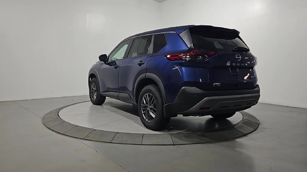 Certified 2023 Nissan Rogue S AWD/4WD image 3