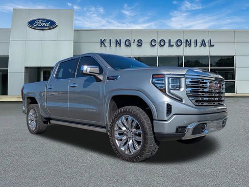 Used 2024 GMC Sierra 1500 Denali w/ Denali Reserve Package AWD/4WD image 1