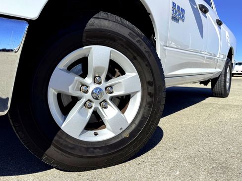 Used 2024 RAM 1500 Classic SLT image 2