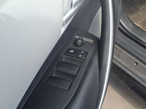 Used 2024 Toyota Corolla SE FWD image 19