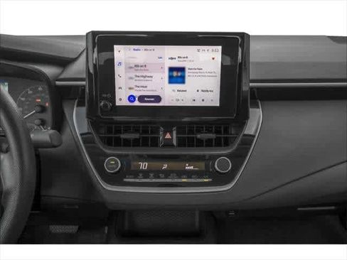 Used 2025 Toyota Corolla LE FWD image 9