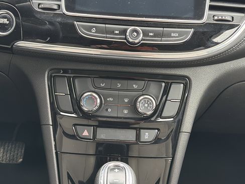 Used 2020 Buick Encore Sport Touring w/ Safety Package image 20