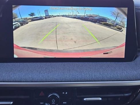 Used 2026 Nissan Kicks SV w/ SV Premium Package image 15