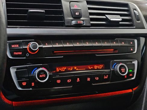 Used 2018 BMW 330i Sedan image 28