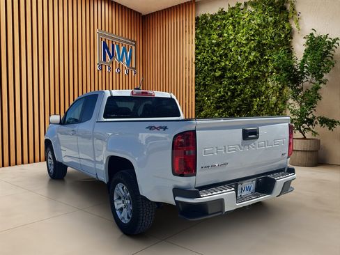 Used 2021 Chevrolet Colorado LT AWD/4WD image 30