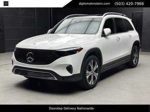 Used 2024 Mercedes-Benz EQB 300 4MATIC image 1