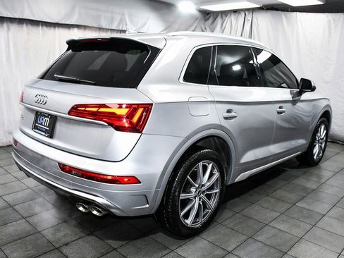 Used 2022 Audi SQ5 Premium Plus w/ Premium Plus Package image 6