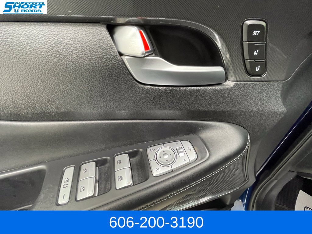 Used 2023 Hyundai Santa Fe Calligraphy AWD/4WD image 13