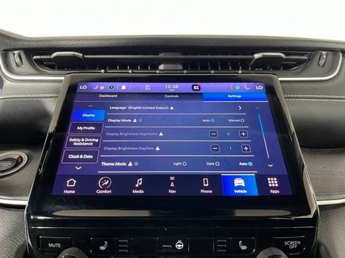 Used 2021 Jeep Grand Cherokee L Limited AWD/4WD image 30