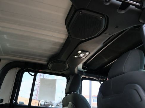 Used 2021 Jeep Gladiator Mojave image 15