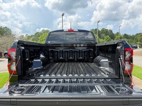 Used 2024 Ford Ranger XLT w/ Technology Package AWD/4WD image 29