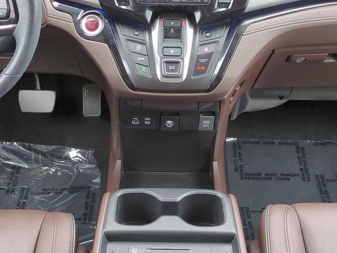 Used 2025 Honda Odyssey Touring image 21