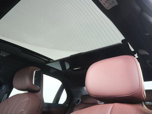 Certified 2023 BMW 760i xDrive image 12