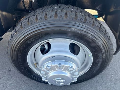 New 2026 RAM 5500 Tradesman w/ Chrome Appearance Group AWD/4WD image 31