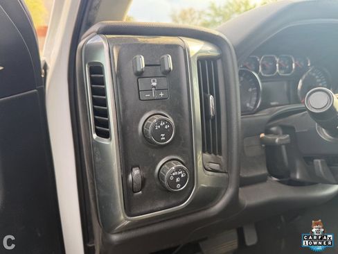 Used 2016 Chevrolet Silverado 2500 LT w/ LT Convenience Package AWD/4WD image 18