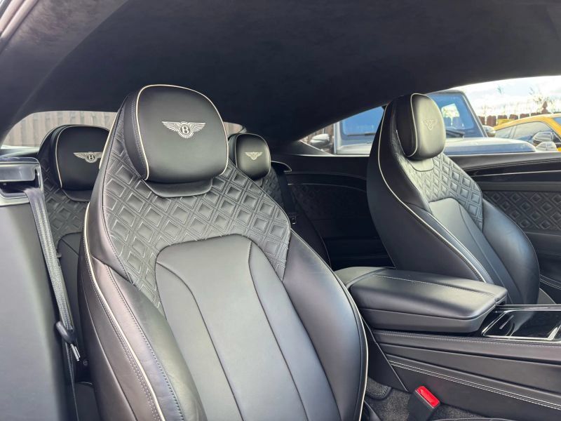 Used 2022 Bentley Continental GT AWD/4WD image 24