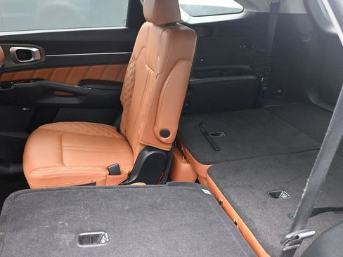 Used 2022 Kia Sorento SX Prestige w/ Rust Color Package image 23